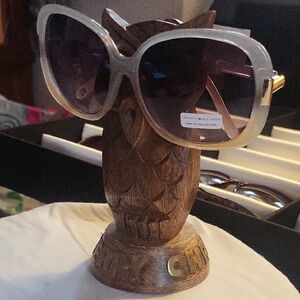 Tommy Hilfiger Sunglasses on Brown Owl Holder